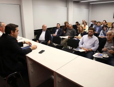 Συνεδρίαση της Πολιτικής Γραμματείας του ΣΥΡΙΖΑ μετά τα μηνύματα Τσίπρα-Σκουρλέτη στον Καμμένο